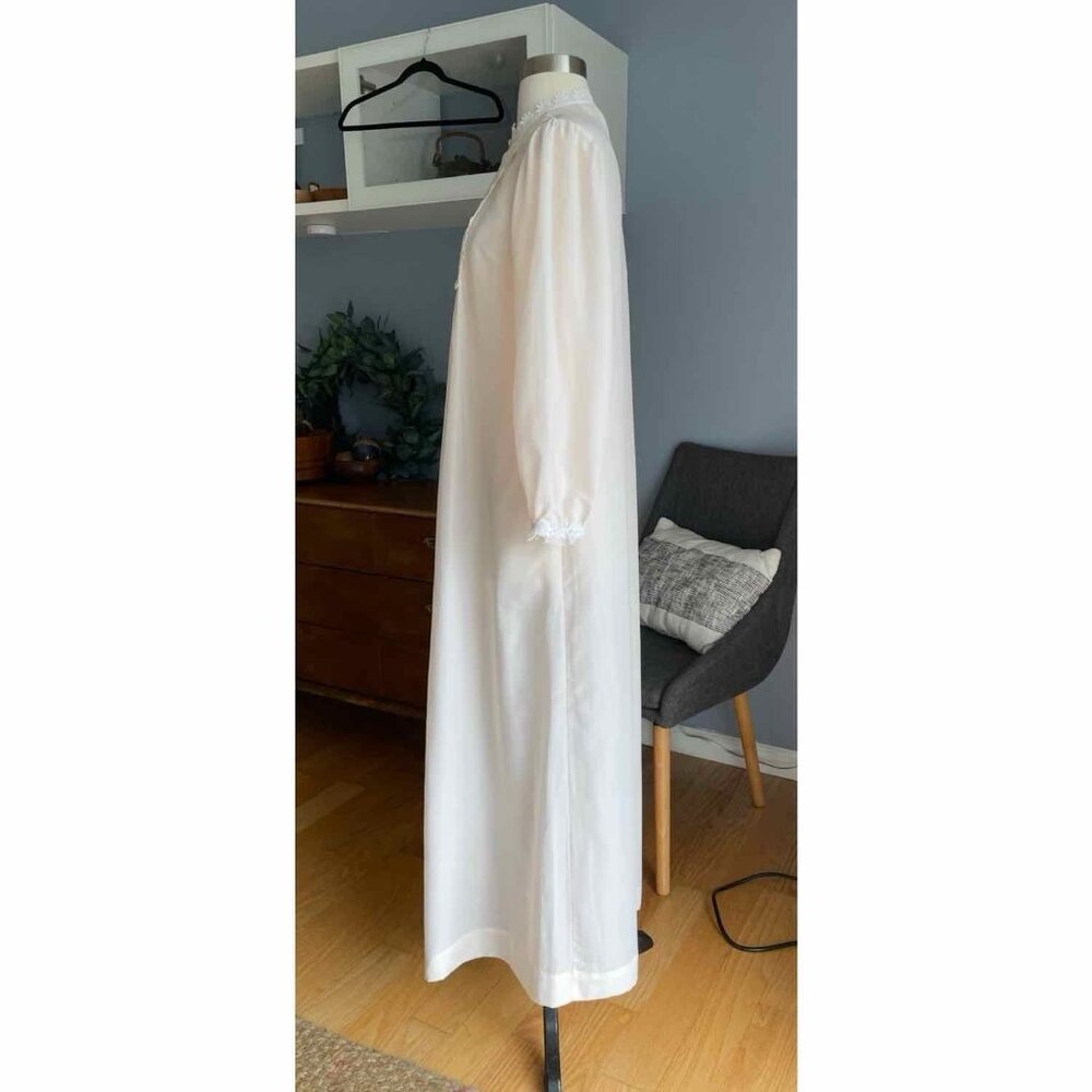 Vintage Christian Dior Long Sleeveless Nightgown Lace Eyelet Details Size S - Picture 3 of 8
